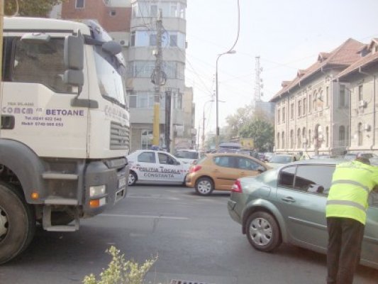 Se fac hărţile topografice ale zgomotului generat de traficul rutier